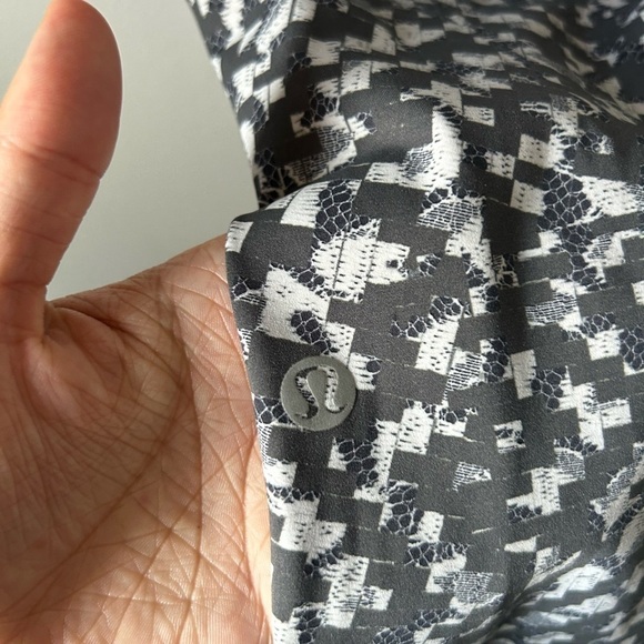 Lululemon Fast and Free Tight - Picture 4 of 5